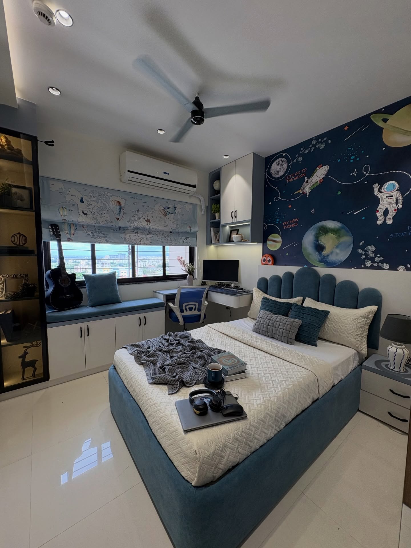Kids' Cosmic Bedroom